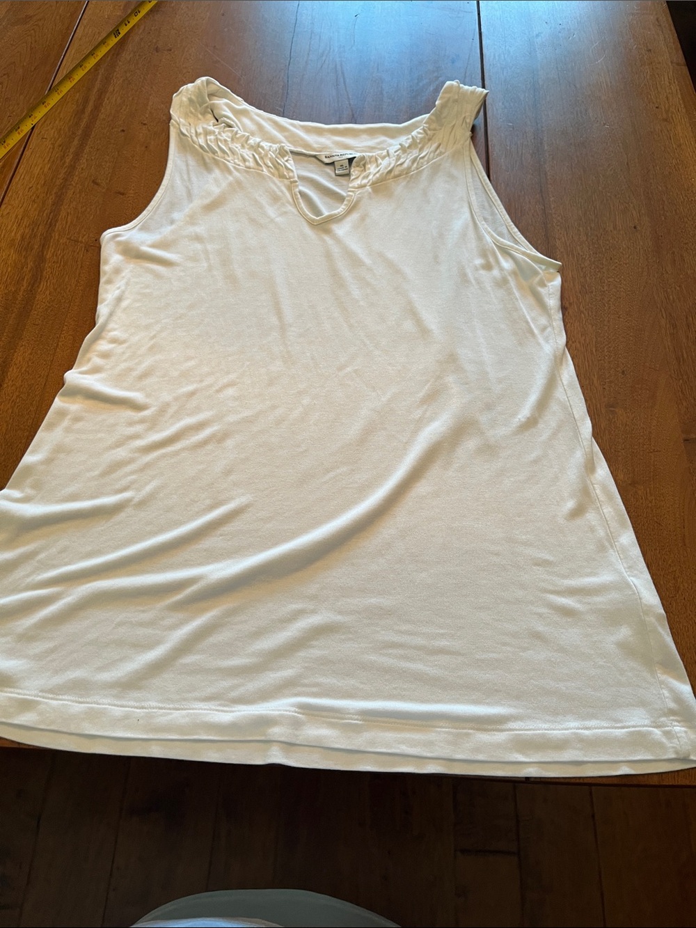Banana Republic Women’s White  Tank Top